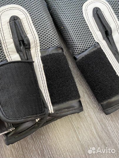 Боксерские перчатки мужские 14oz Everlast