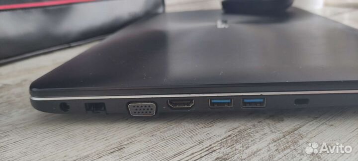 Ноутбук Asus X555L Core i5/8 Gb, GF 840M