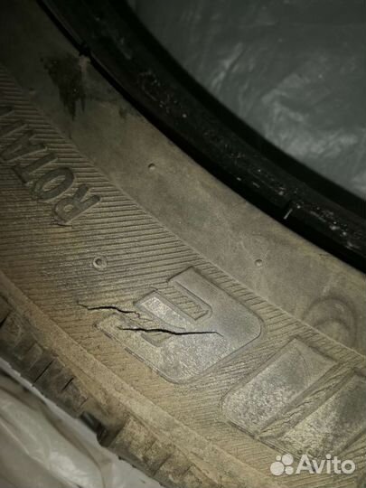 Bridgestone Ice Cruiser 7000 215/50 R17