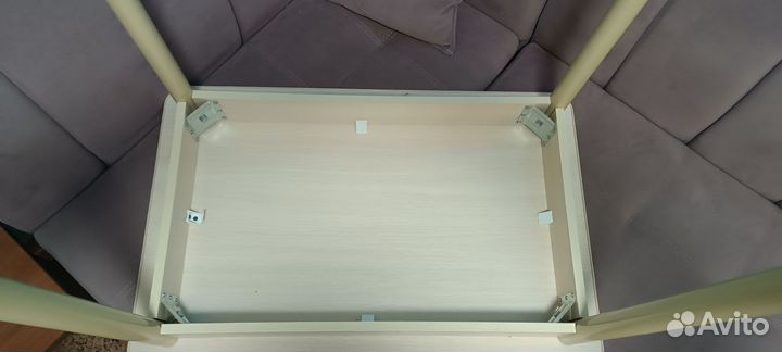 Кухонный стол