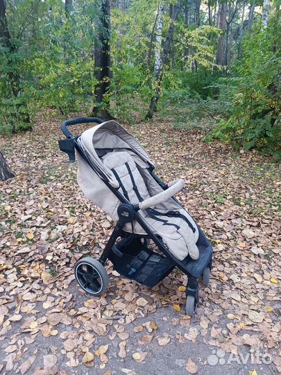 Прогулочная коляска britax