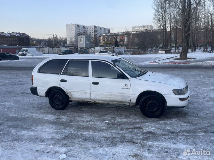 Toyota Corolla 1.5 AT, 1999, 564 000 км