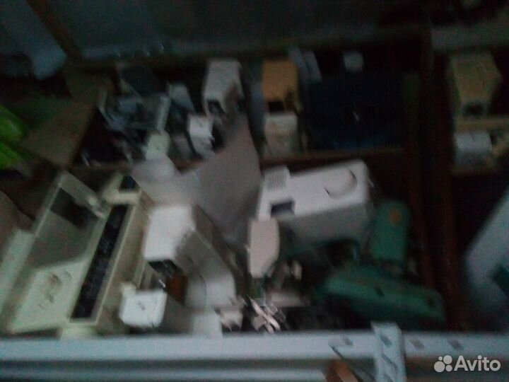 Продаю швейные машина, гарантии 6 мес.доставки