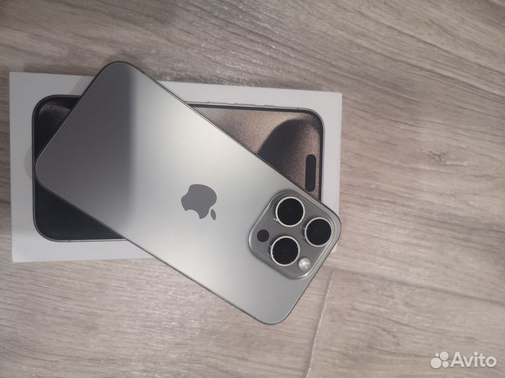 iPhone 15 Pro, 128 ГБ