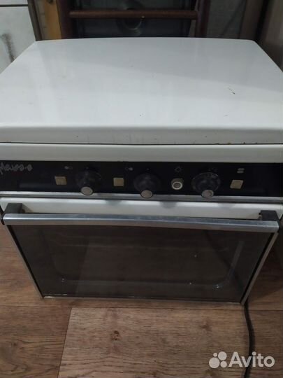 Электроплита с духовкой Мечта б/у