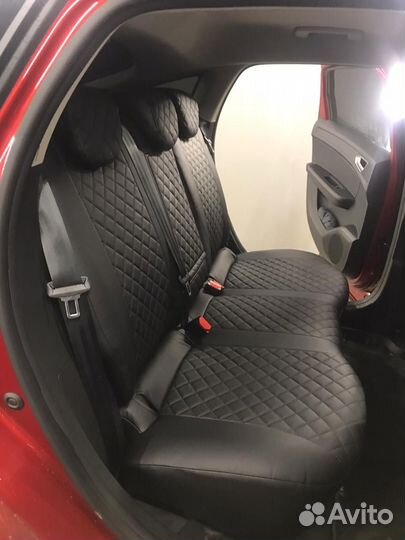 Чехлы Renault Arkana Экокожа ромб Автопилот