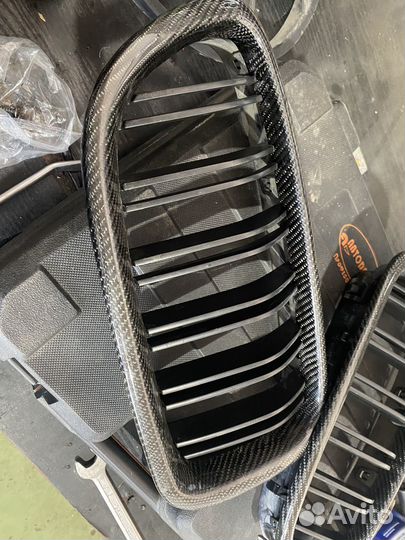 Карбоновые ноздри на бампер bmw f10