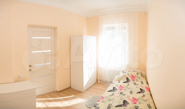 Дом 95 м² на участке 3 сот.