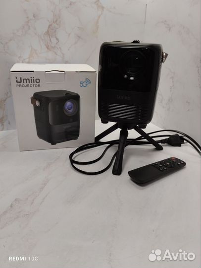 Проектор umiio A008