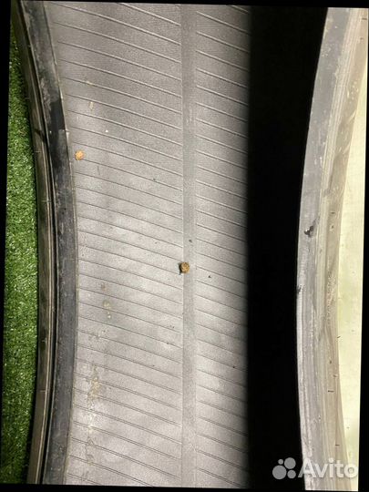 Bridgestone Blizzak Spike-02 275/55 R20