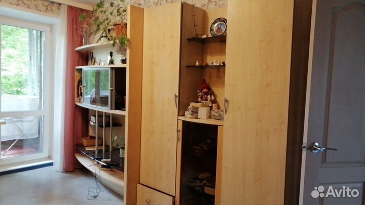 Стенка в гостиную