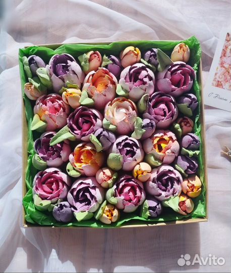 Букеты и коробочки из зефирных тюльпанов