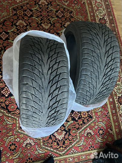 Nokian Tyres Hakkapeliitta R2 255/40 R19