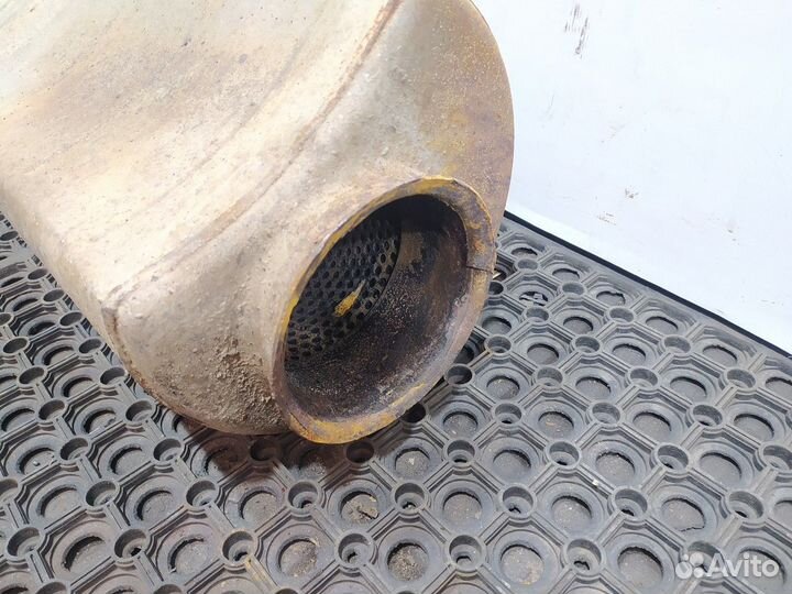 Глушитель дополнительный Volvo FH