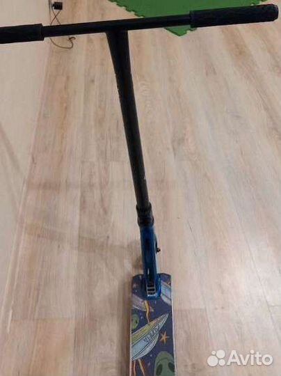 Трюковой самокат течтим