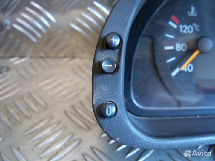 Приборная панель Mercedes Benz W210 2.0 1998г МКПП