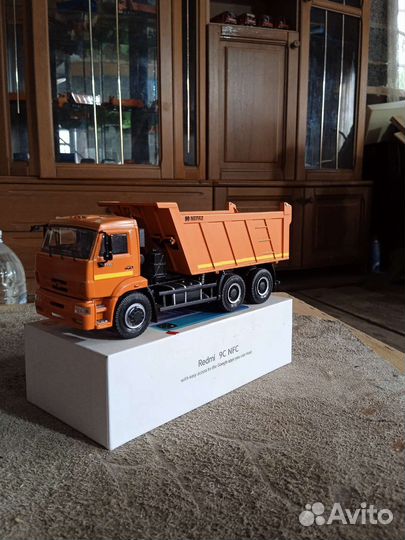 Маштабная модель камаза 6520