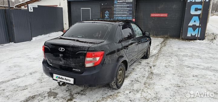 LADA Granta 1.6 МТ, 2013, 235 121 км
