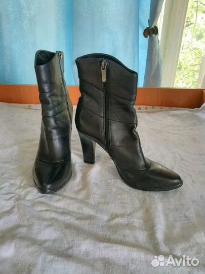 Полусапожки женские нат.кожа 37 размер