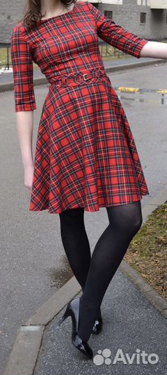 Платья женские 40-42 рр