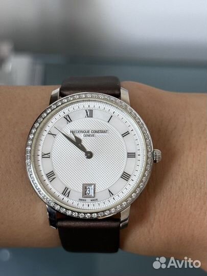 Часы frederique constant