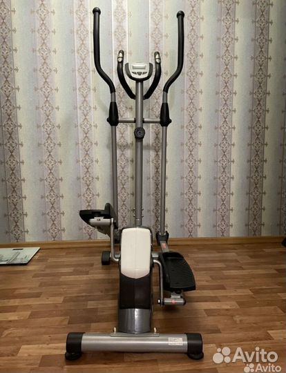 Эллиптический тренажер