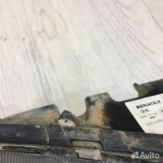 Фара renault logan Прав