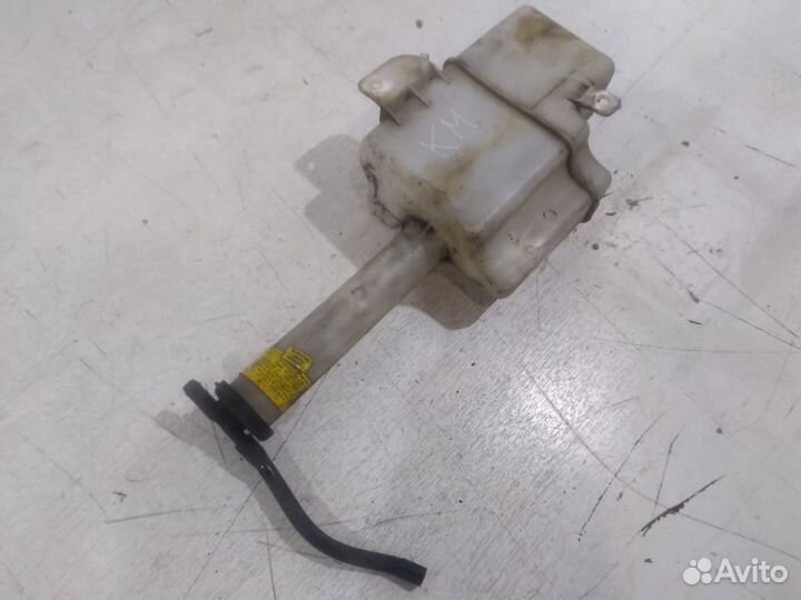 Бачок омывателя передний Hyundai Sonata 4