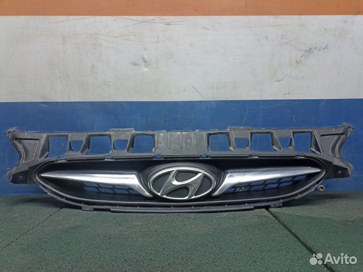 Решетка радиатора Hyundai Solaris 1 RB 1.6 G4FC