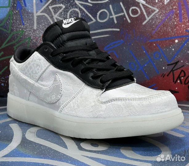 Кроссовки найк данки