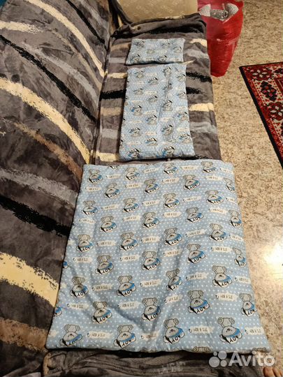 Бортики в кроватку, подушка, матрасик и одеяльце