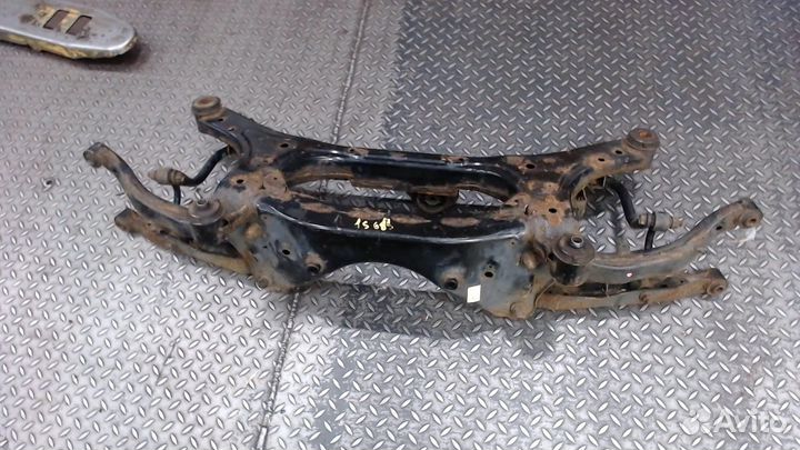 Балка подвески задняя Nissan Juke, 2011