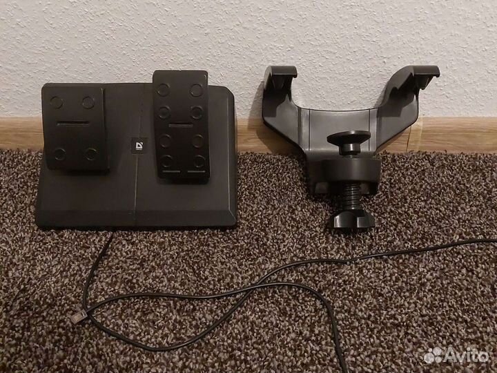 Игровой руль defender challenge turbo gt с педалям