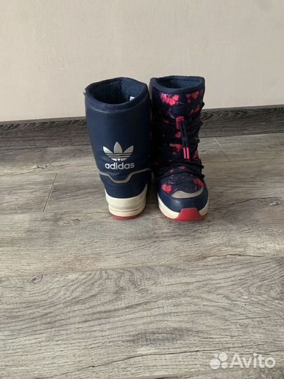 Дутики adidas