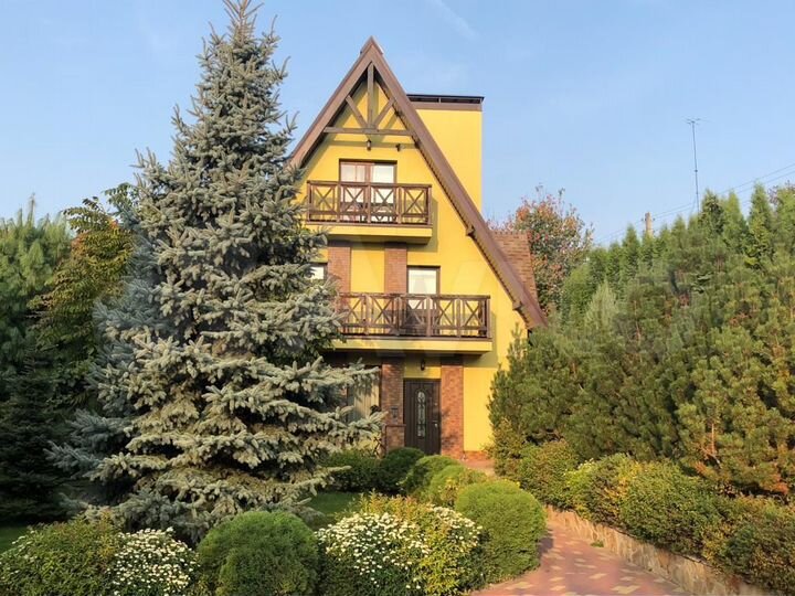 Коттедж 262,3 м² на участке 41,6 сот.