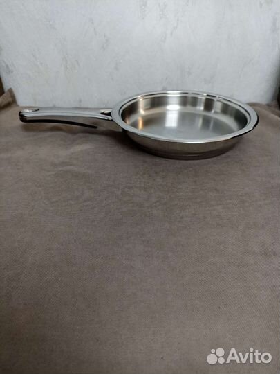 Сковорода блинница Zepter d20 темный пластик