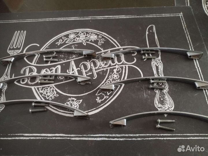 Мебельные ручки новые