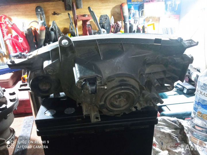 Фара Toyota Granvia