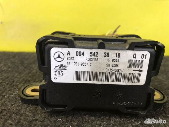 Датчик ускорения Mercedes Ml W164 OM642.940 2005