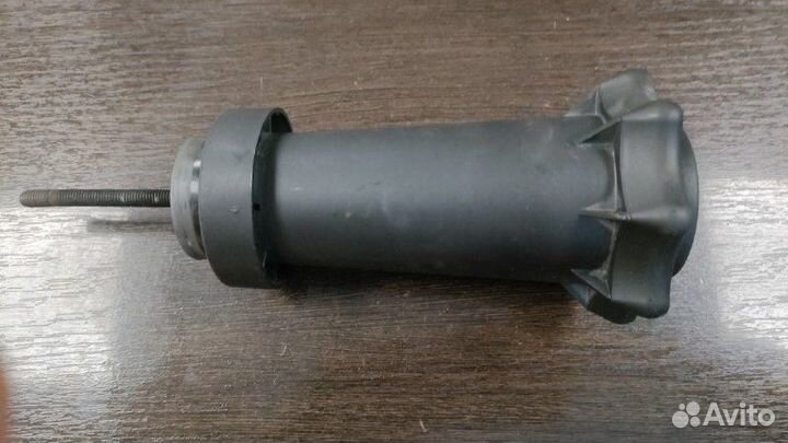 Крепление запасного колеса Audi A8 D3 6.0 BHT 2008