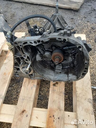 МКПП Renault Sandero stepway 1