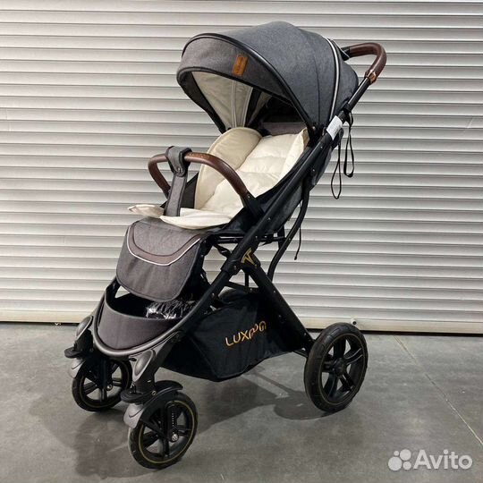 Прогулочная коляска luxmom