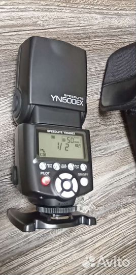 Canon 40мм 2.8STM, CPL, вспышка, сумка, отражатель