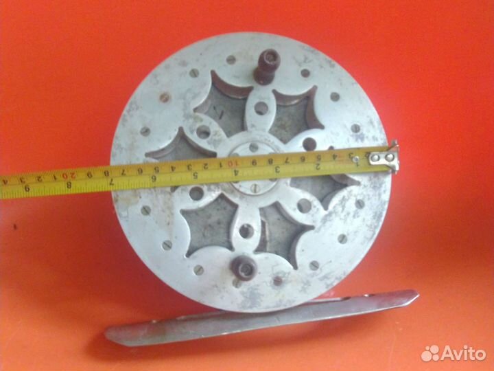 Катушка для спиннинга