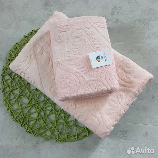 Полотенца новые баня лицо