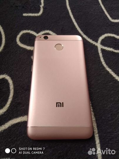 Телефон Xiaomi redmi 4x
