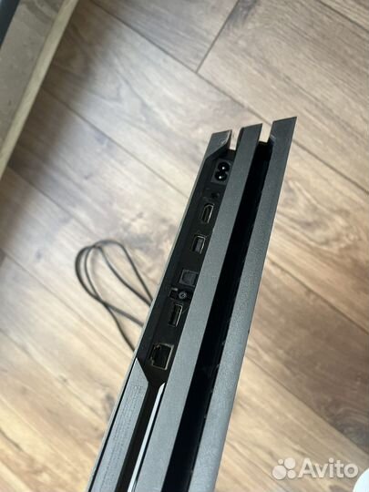 Sony playstation PS4 1tb PRO