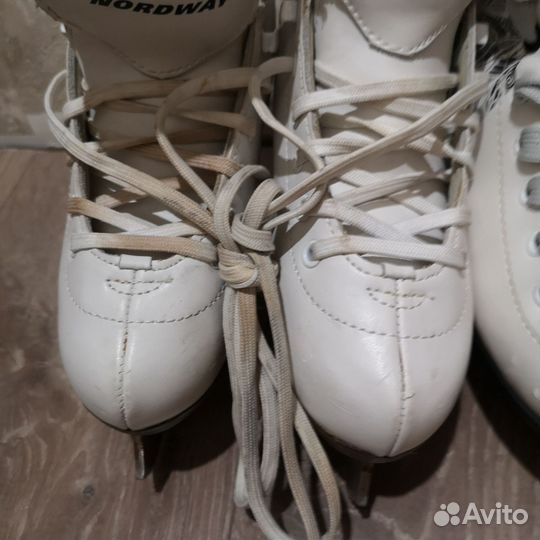 Коньки для девочки 30