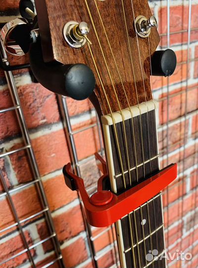 Каподастр для гитары