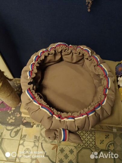 Лежанка для кошек и небольших собак